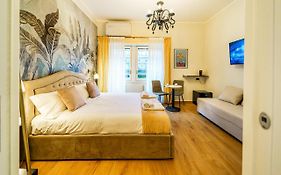 Romana Suites